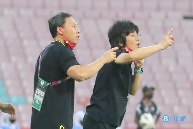 婷婷被公交车猛地进出视频